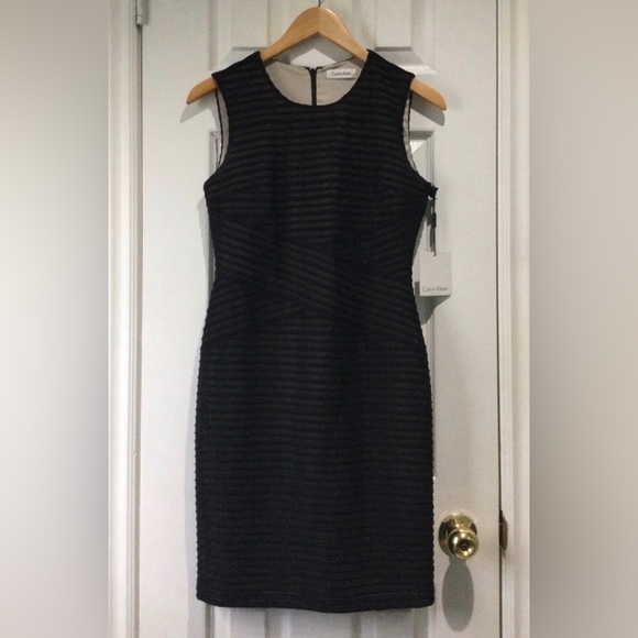 BNWT Calvin Klein Textured Black Mini Dress - Picture 3 of 7